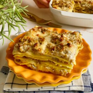 LASAGNE CON RAGÙ BIANCO