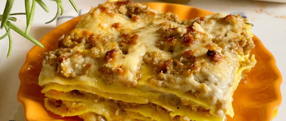 LASAGNE CON RAGÙ BIANCO